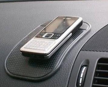 Automobilski nosač crtica ljepljivi držač koji nije klizao kompatibilan sa mačjim S62 telefonom, grip prostirka crna